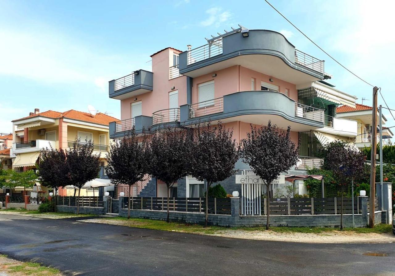 Design Suites Efharis Nea Peramos  Exterior photo